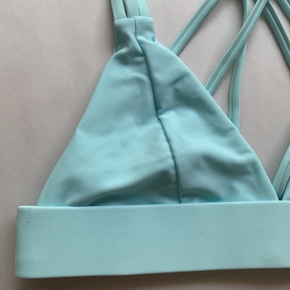 NWT Kulani Kinis Triangle Bikini Top 127 Tri Cross Back Skye Blue Size Small - Picture 7 of 11